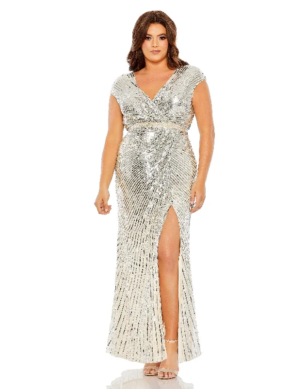 Mac Duggal 5352 Fabulouss Plus Size Long Cap Sleeve Formal Dress