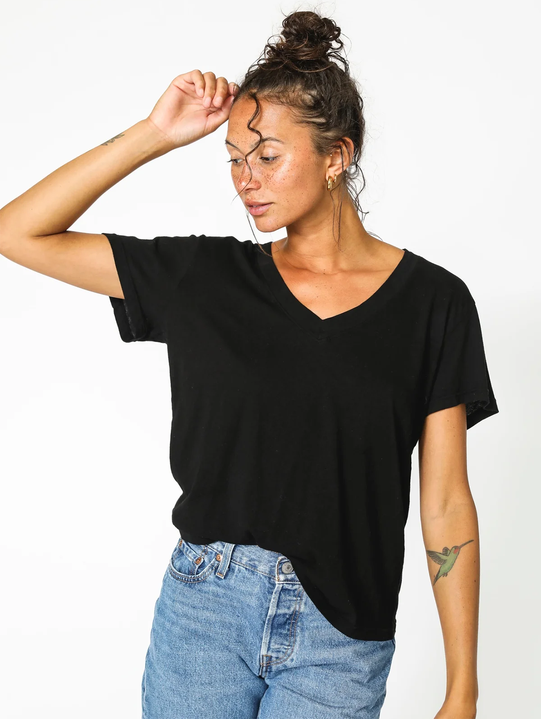 Hendrix Short Sleeve V-Neck Tee - True Black